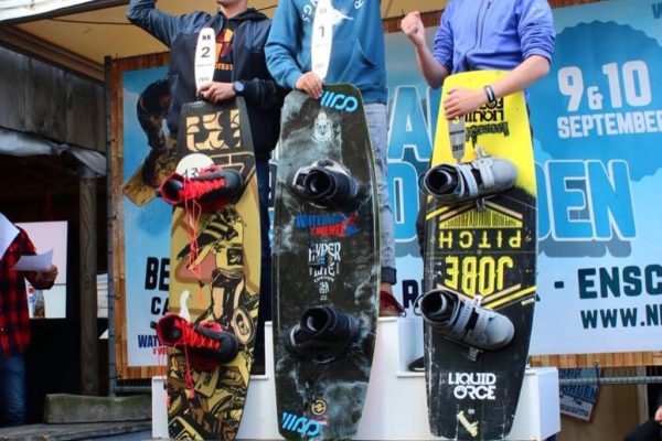 Damien Oosting Nederlands kampioen wakeborden!