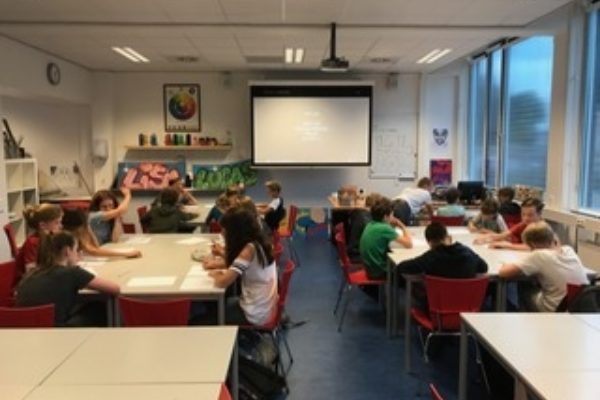 RAW voor brugklassers!