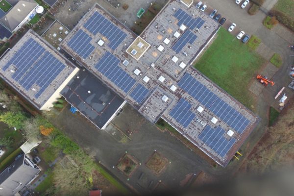Zonnepanelen op de Geessinkweg